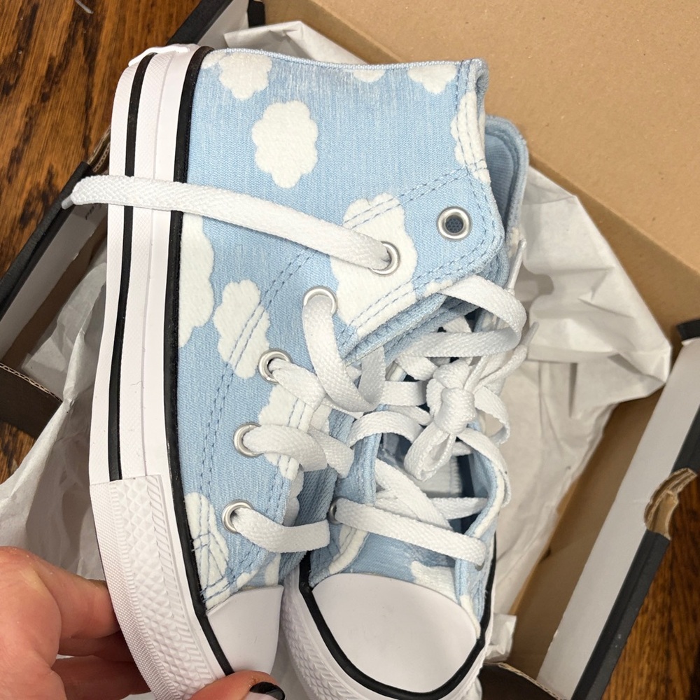 Converse Kids' Sky Blue Cloud high tops - Picture 6 of 13